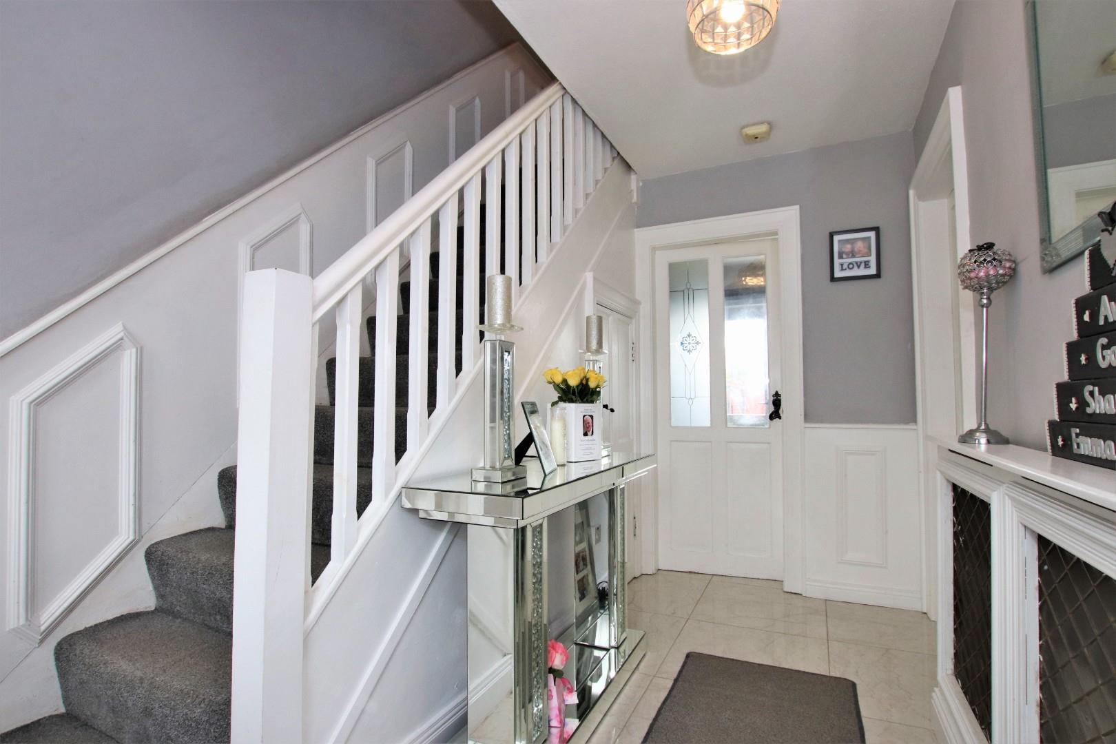 9 Sutton Gardens, Derry/Londonderry BT47 5HP SSTC Homepage Estate Agents Northern Ireland